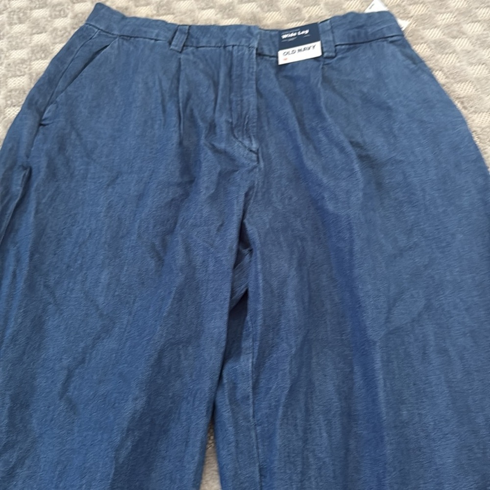 Old Navy Extra High-Waisted Baggy Wide-Leg Pleated Trouser Jeans Women's Size 16 - Picture 3 of 9